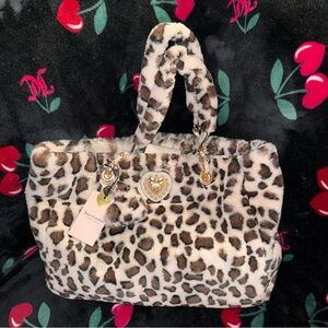 NWT Juicy Couture Snow Leopard Cheetah Love Furry Friends Tote